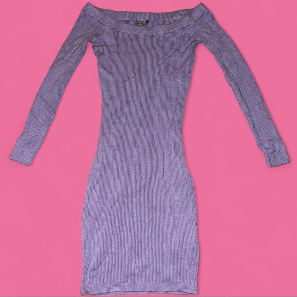 GUESS Purple off the shoulder long sleeve knit dress